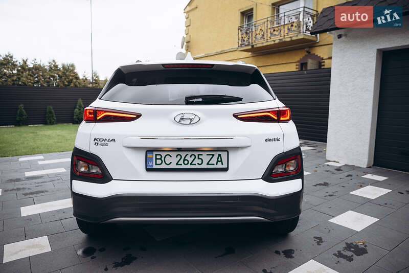 Позашляховик / Кросовер Hyundai Kona Electric 2021 в Золочеві