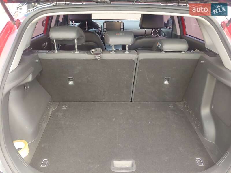 Внедорожник / Кроссовер Hyundai Kona Electric 2018 в Харькове фото 10 Внедорожник / Кроссовер Hyundai Kona Electric 2018 в Харькове