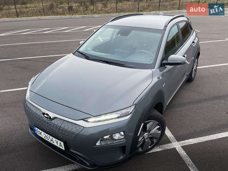 Внедорожник / Кроссовер Hyundai Kona Electric 2019 в Ровно