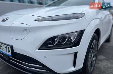 Позашляховик / Кросовер Hyundai Kona Electric 2022 в Тернополі