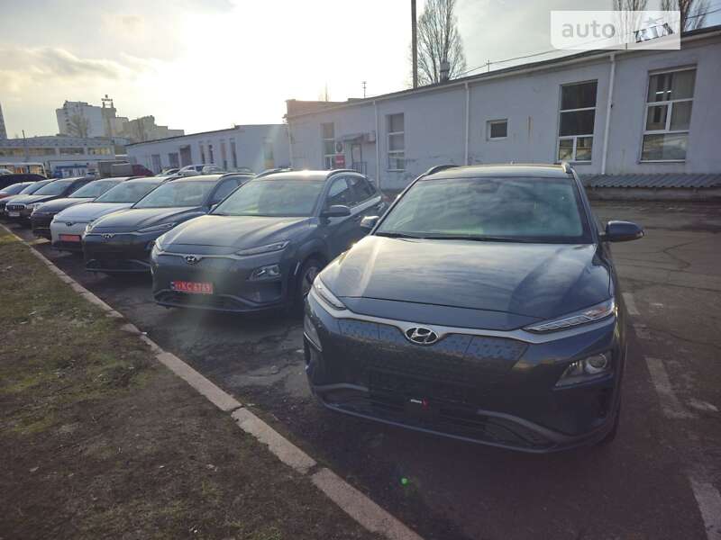 Позашляховик / Кросовер Hyundai Kona Electric 2020 в Києві