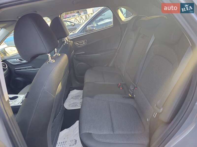 Позашляховик / Кросовер Hyundai Kona Electric 2020 в Києві