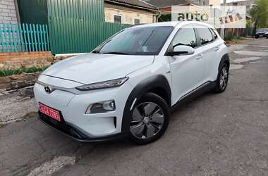 Внедорожник / Кроссовер Hyundai Kona Electric 2018 в Первомайске