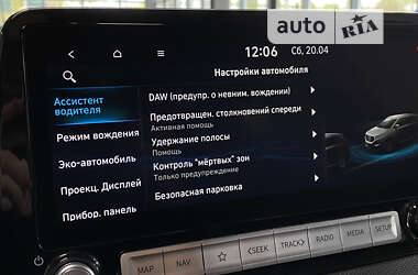 Внедорожник / Кроссовер Hyundai Kona Electric 2021 в Нововолынске