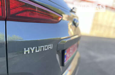 Внедорожник / Кроссовер Hyundai Kona Electric 2020 в Виннице