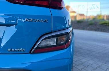 Позашляховик / Кросовер Hyundai Kona Electric 2021 в Луцьку