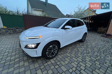 Позашляховик / Кросовер Hyundai Kona Electric 2021 в 