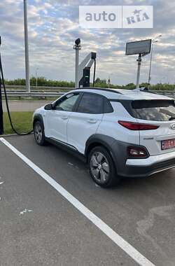 Внедорожник / Кроссовер Hyundai Kona Electric 2019 в Полтаве