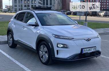 Внедорожник / Кроссовер Hyundai Kona Electric 2020 в Киеве