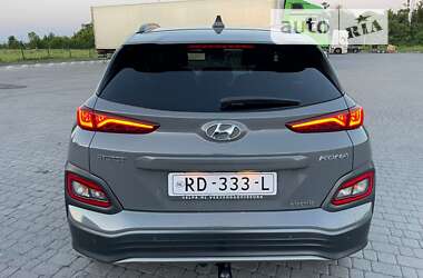 Позашляховик / Кросовер Hyundai Kona Electric 2019 в Радивиліві