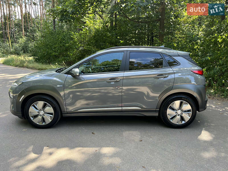 Позашляховик / Кросовер Hyundai Kona Electric 2020 в Житомирі