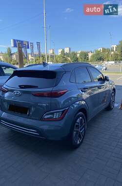 Внедорожник / Кроссовер Hyundai Kona Electric 2022 в Киеве