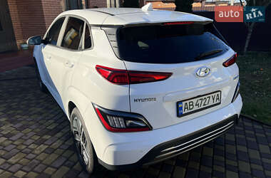 Позашляховик / Кросовер Hyundai Kona Electric 2021 в 