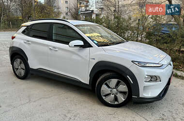 Внедорожник / Кроссовер Hyundai Kona Electric 2020 в Ивано-Франковске