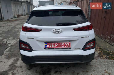 Внедорожник / Кроссовер Hyundai Kona Electric 2020 в Киеве