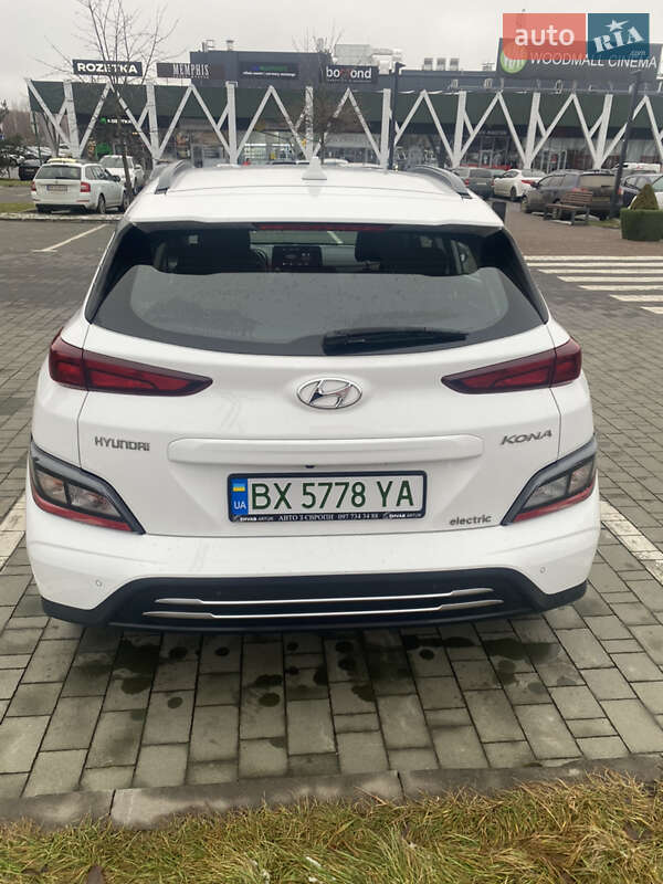 Внедорожник / Кроссовер Hyundai Kona Electric 2021 в Хмельницком