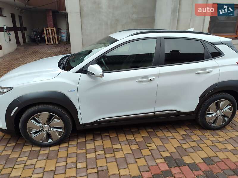 Внедорожник / Кроссовер Hyundai Kona Electric 2020 в Дубно фото 4 Внедорожник / Кроссовер Hyundai Kona Electric 2020 в Дубно
