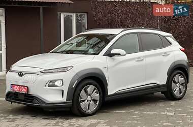 Позашляховик / Кросовер Hyundai Kona Electric 2019 в Дубні