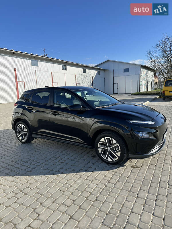 Позашляховик / Кросовер Hyundai Kona Electric 2022 в Коломиї