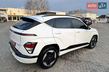 Внедорожник / Кроссовер Hyundai Kona Electric 2024 в Черновцах