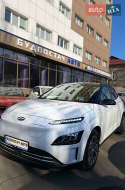 Позашляховик / Кросовер Hyundai Kona Electric 2021 в Києві