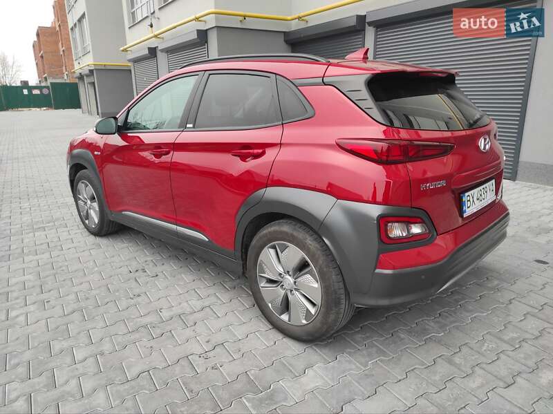 Внедорожник / Кроссовер Hyundai Kona Electric 2020 в Хмельницком