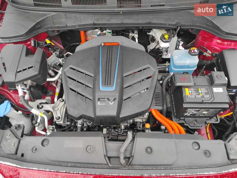 Внедорожник / Кроссовер Hyundai Kona Electric 2020 в Хмельницком
