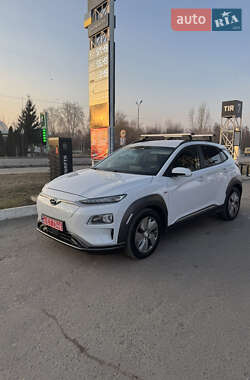 Позашляховик / Кросовер Hyundai Kona Electric 2020 в Івано-Франківську