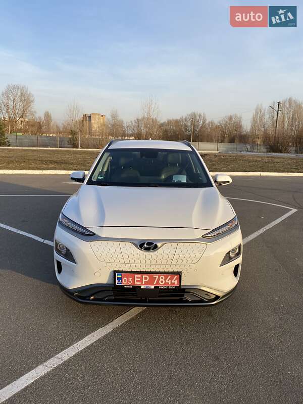 Внедорожник / Кроссовер Hyundai Kona Electric 2019 в Киеве