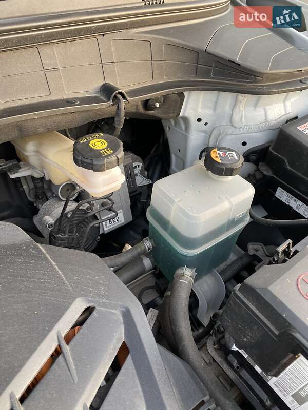 Внедорожник / Кроссовер Hyundai Kona Electric 2019 в Киеве