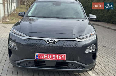 Внедорожник / Кроссовер Hyundai Kona Electric 2020 в 