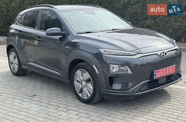 Внедорожник / Кроссовер Hyundai Kona Electric 2020 в 