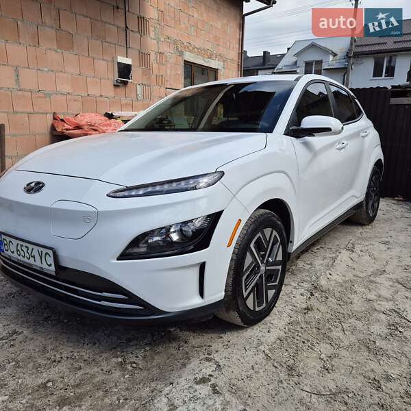 Внедорожник / Кроссовер Hyundai Kona Electric 2022 в Львове
