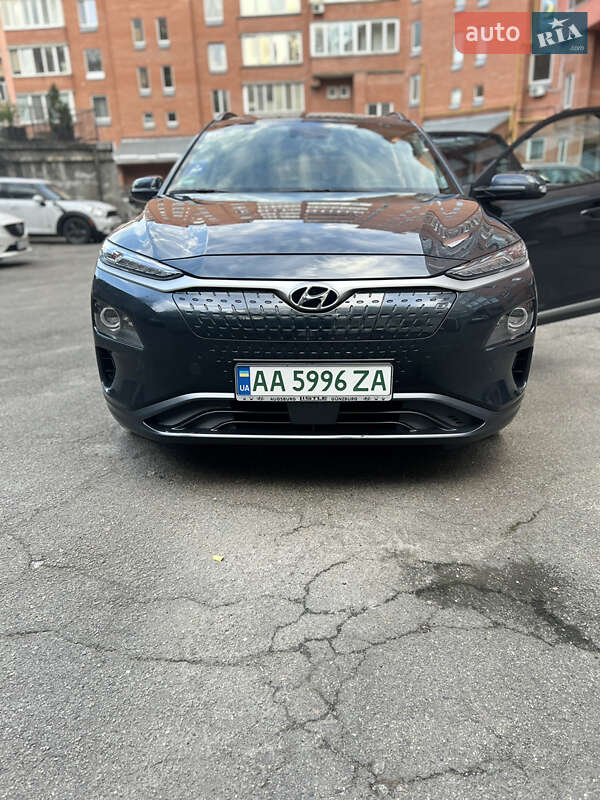 Позашляховик / Кросовер Hyundai Kona Electric 2018 в Києві