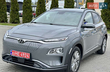 Внедорожник / Кроссовер Hyundai Kona Electric 2020 в 