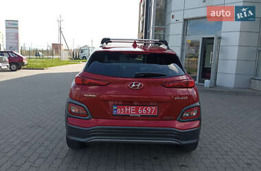 Внедорожник / Кроссовер Hyundai Kona Electric 2018 в 