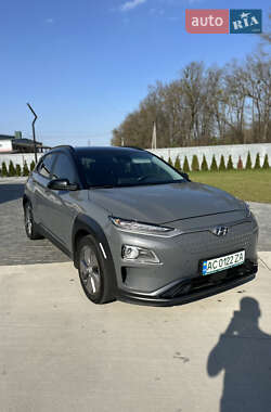 Позашляховик / Кросовер Hyundai Kona Electric 2020 в 