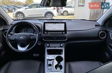 Позашляховик / Кросовер Hyundai Kona Electric 2020 в 