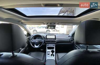 Позашляховик / Кросовер Hyundai Kona Electric 2020 в 