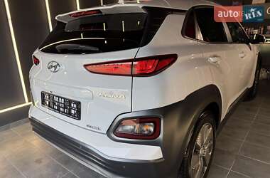 Позашляховик / Кросовер Hyundai Kona Electric 2020 в 