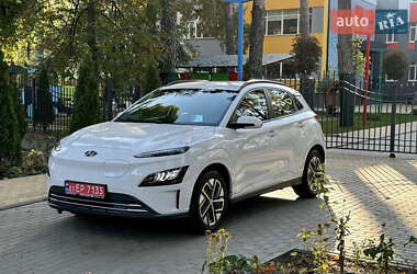 Внедорожник / Кроссовер Hyundai Kona Electric 2020 в 