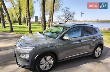 Внедорожник / Кроссовер Hyundai Kona Electric 2020 в Киеве