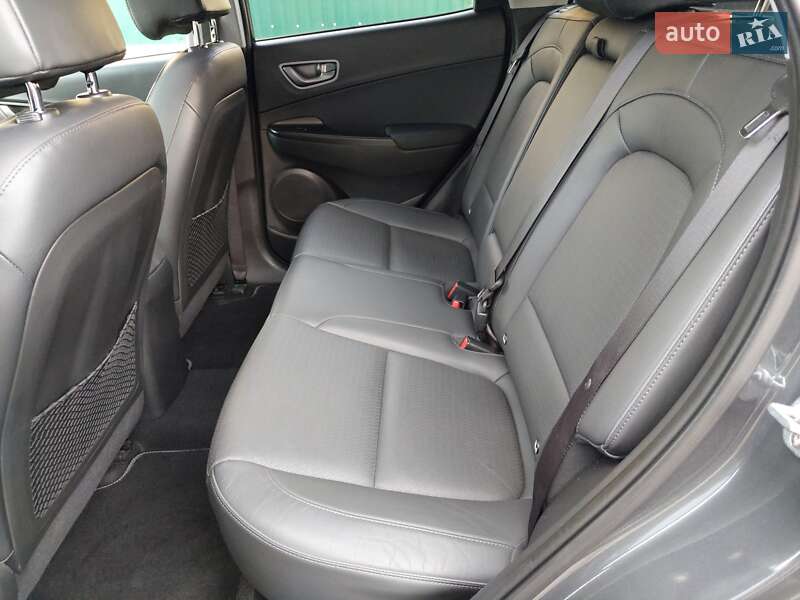Внедорожник / Кроссовер Hyundai Kona Electric 2019 в Первомайске