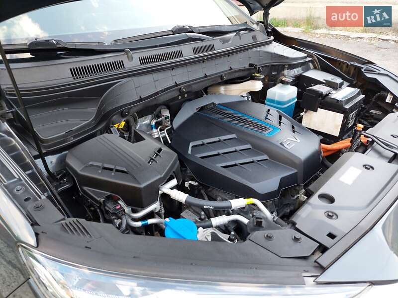 Внедорожник / Кроссовер Hyundai Kona Electric 2019 в Первомайске
