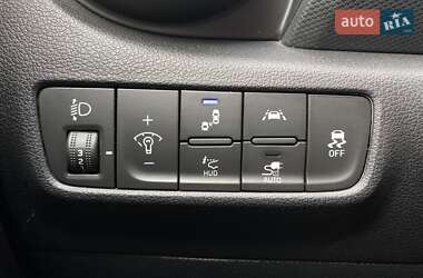 Позашляховик / Кросовер Hyundai Kona Electric 2020 в 