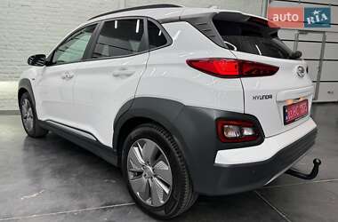 Позашляховик / Кросовер Hyundai Kona Electric 2020 в 