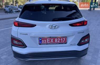 Позашляховик / Кросовер Hyundai Kona Electric 2020 в 