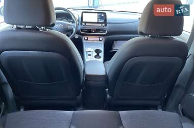 Позашляховик / Кросовер Hyundai Kona Electric 2020 в 