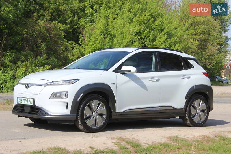 Позашляховик / Кросовер Hyundai Kona Electric 2019 в Дніпрі