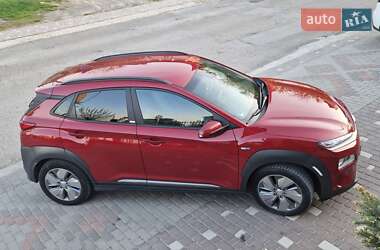 Позашляховик / Кросовер Hyundai Kona Electric 2020 в Кам'янець-Подільському